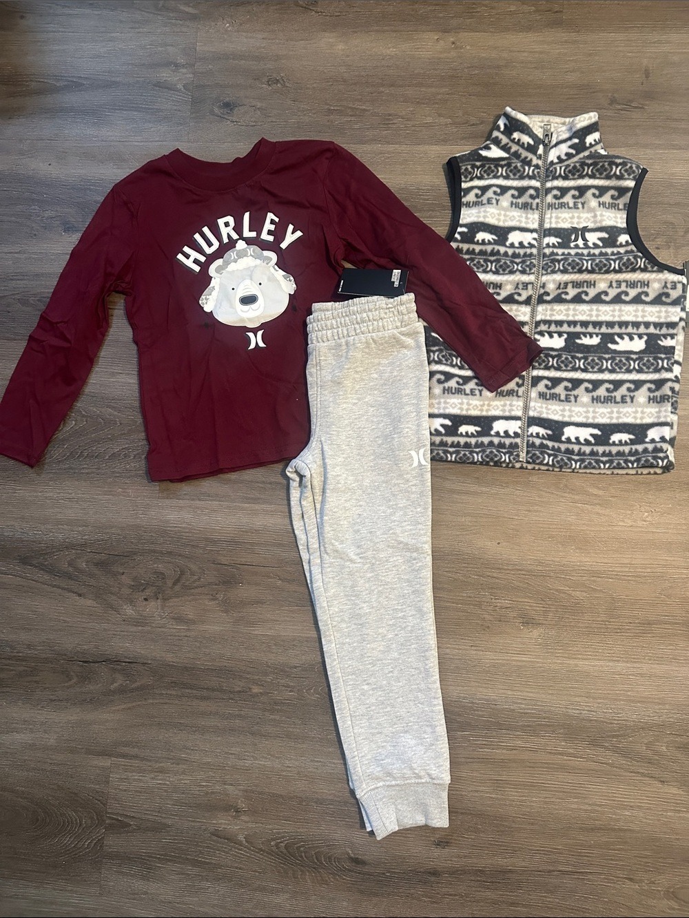 Hurley 3-pieces Boy Jogger Set size 7